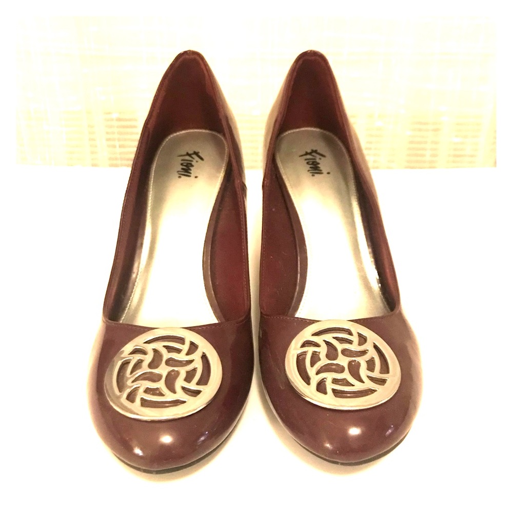 Fioni Patent Leather Wedges